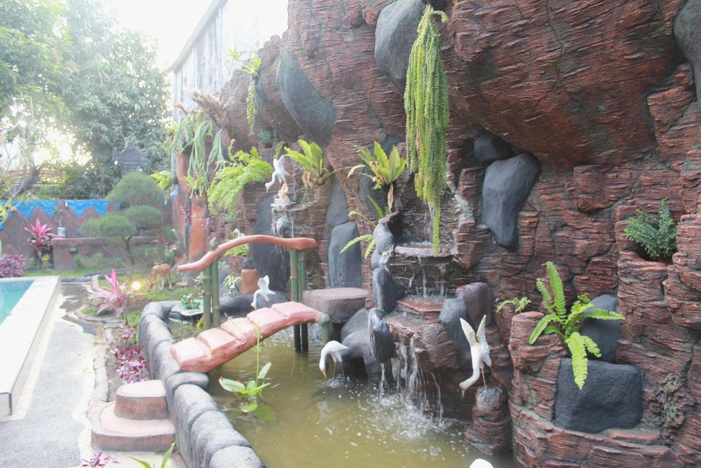Jenny Bunker Homestay Kuta Lombok Esterno foto
